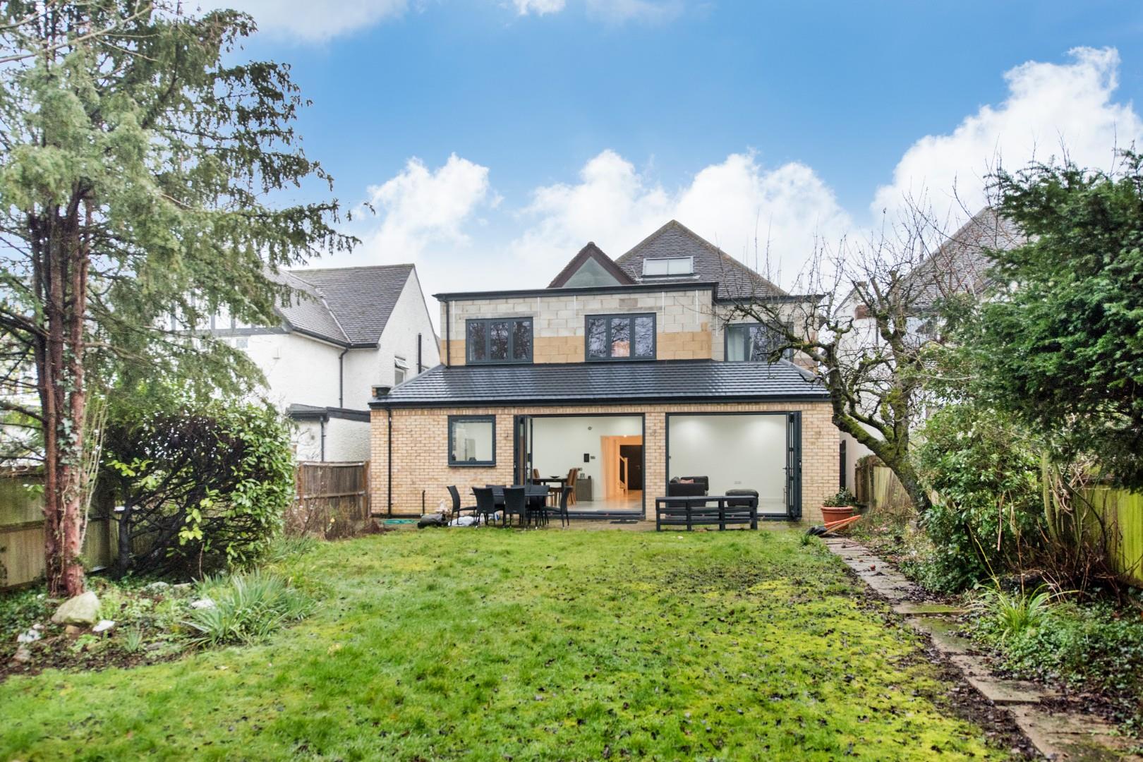 Parkside, Mill Hill